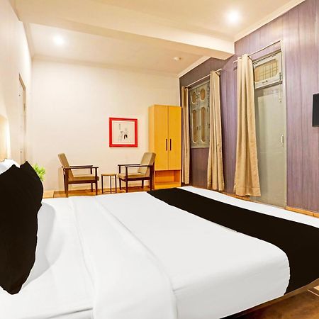 Super Townhouse Vijay Khand Gomti Nagar Лакхнау Екстер'єр фото