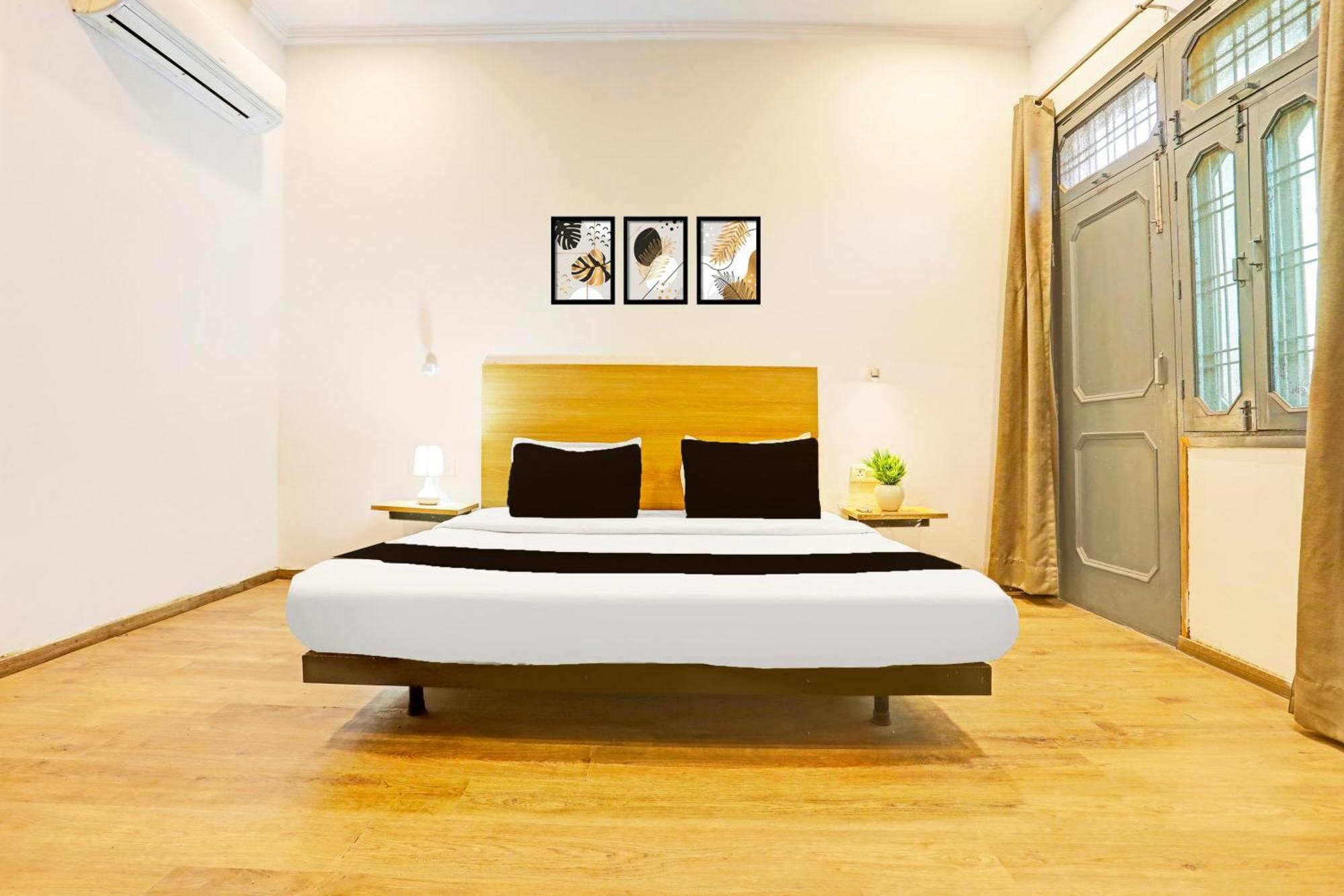 Super Townhouse Vijay Khand Gomti Nagar Лакхнау Екстер'єр фото