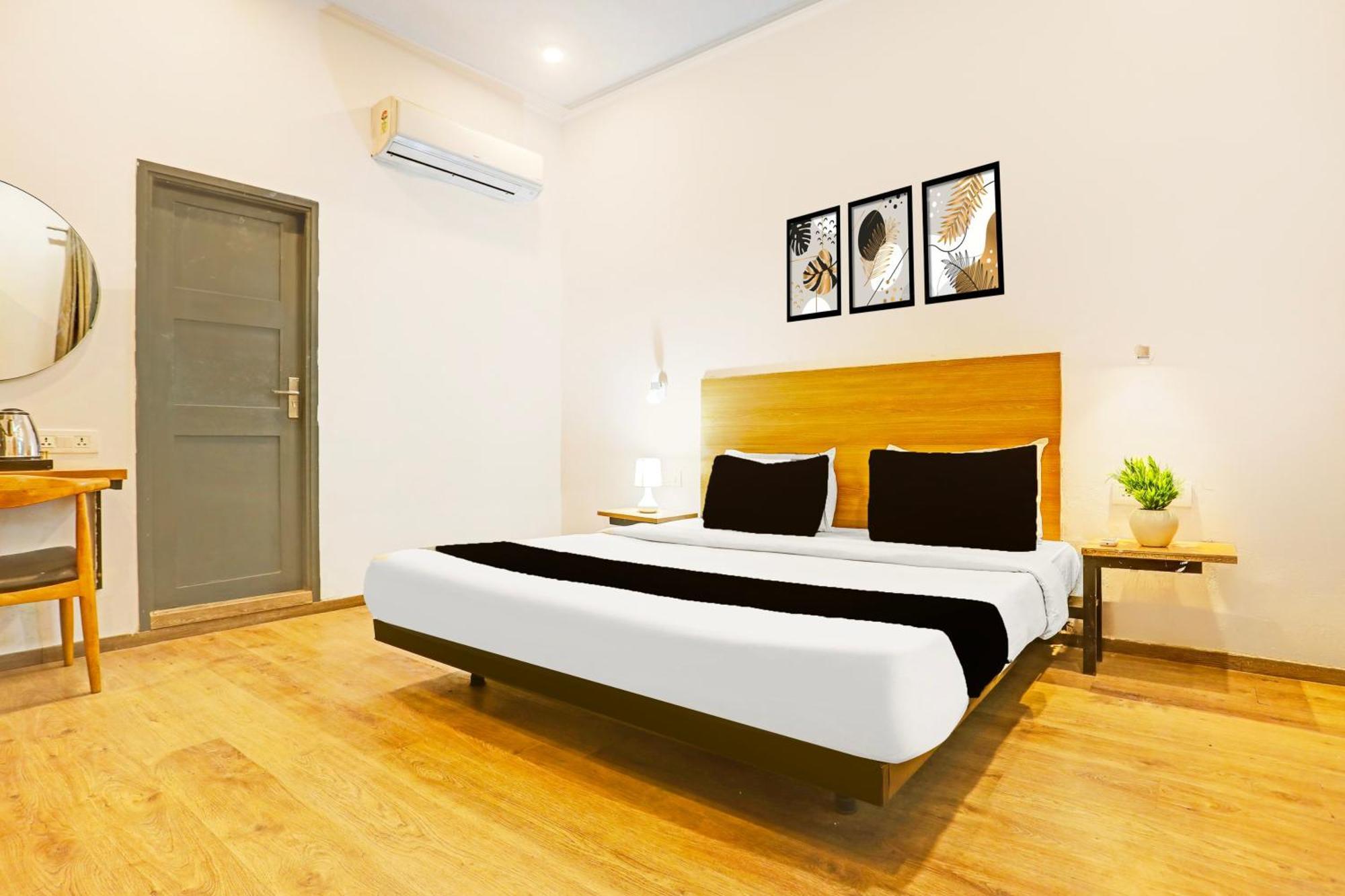Super Townhouse Vijay Khand Gomti Nagar Лакхнау Екстер'єр фото